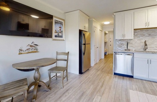 Hilton Head Island Condo | Ocean View Condo w/ Shaded Balcony, WiFi & Shared Pool - Steps to the Beach