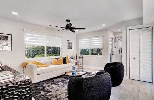 Poinsettia Heights Apartment | Oceana @ Casa Del Sol