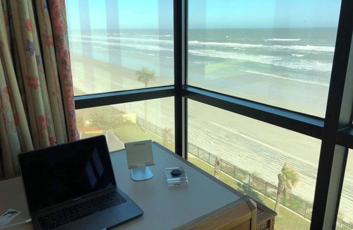 Schulte Park Hotel | OceanBeachCondominium in the World Renowned Daytona Beach.