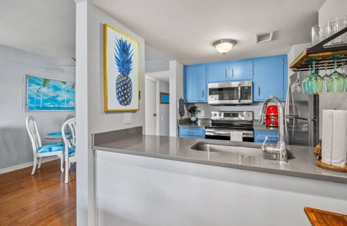 Fernandina Beach Condo | Oceanfront 2BR Pool Walk Beach Sleeps 6