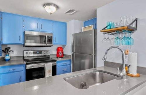 Fernandina Beach Condo | Oceanfront 2BR Pool Walk Beach Sleeps 6