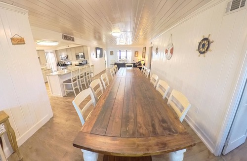 Crescent Beach House | Oceanfront, Central, Huge 5k sq ft Home w Huge Private Pool, Hot tub, & Gameroom