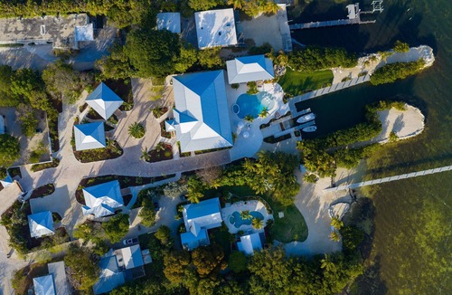 Tavernier House | Oceanfront Charm Meets Bespoke Luxury- Brand New 9 Bedroom Estate & Sleeps 18