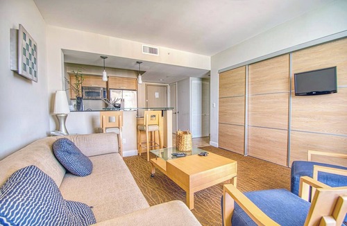 Sunny Isles Beach Condo | Oceanfront Condominium with Breathtaking Views and Beach Access