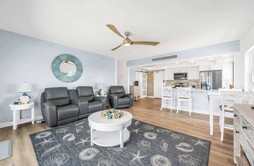 South Patrick Shores Condo | Oceanfront Condo w/Balcony + Rocket Launch Views