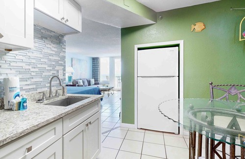 Lenox Park Condo | Oceanfront condo with views, beach access, pool, hot tub, game room & gym