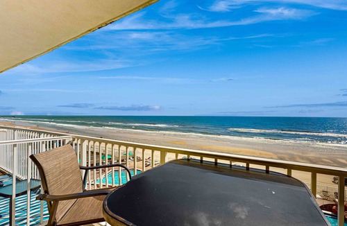 Lenox Park Condo | Oceanfront condo with views, beach access, pool, hot tub, game room & gym