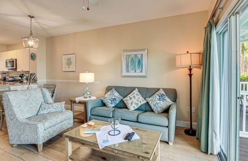 Marathon House | Oceanfront Duck Key Villa: 2 Marinas Steps Away!