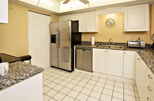 Daytona Beach Shores Condo | Oceanfront, Family Friendly, NO-DRIVE Beach, Heated Pool, Master w/ Balcony Access-FREE WIFI!!