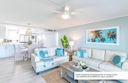 Tropic Condo | Oceanfront Ground-Floor Getaway with Pool & Beach Access ☀️