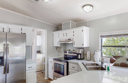 Sexton Cove Estates House | Oceanfront house with water view, balcony, central AC, deck, & W/D - 2 dogs OK