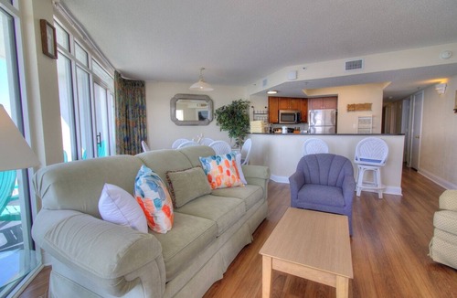 Arcadian Shores Condo | Oceanfront Luxury: 3BR Condo, Sea Watch Resort, Myrtle Beach