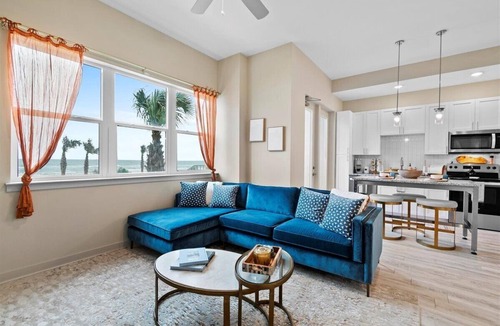 Seabreeze Park Condo | Oceanfront Oasis Daytona Beach 3BR/2BA - Ocean View #327
