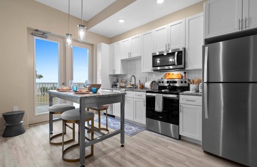 Daytona Beach Condo | Oceanfront Oasis Daytona Beach 3BR/2BA - Road View #345