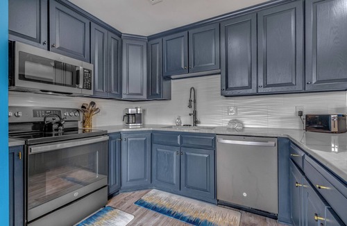 Garden City House | Oceanfront Oasis: Your Dream Beach Getaway Awaits