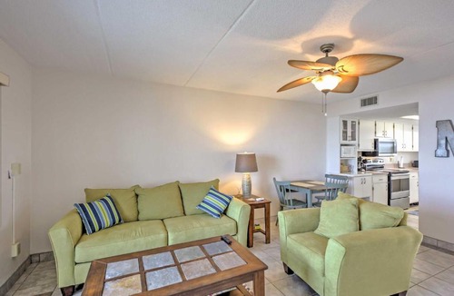 Ormond-by-the-Sea Apartment | Oceanfront Ormond Beach Condo with Pool Access!
