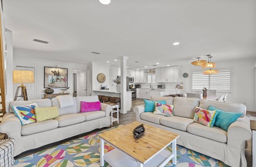 New Smyrna Beach House | 🌊Oceanfront-Pool-Pet Friendly-Blue Yonder Beach House🌊