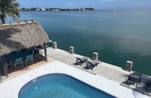 Little Venice House | Oceanfront, Pool, Tiki Hut, Magnificent Views, Near Vaca, Great Dockage, Kayaks