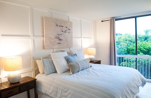 West Beach Village Villa | Oceanfront Premium Villa, 2BD/2BA master suites, Pool access, Resort Privileges