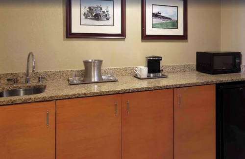 Brush - Stewarts Hotel | Oceanfront Resort w/Sparkling Pool, Gym & Volleyball Court! Near the Beach!