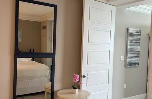 Dolphin Isles Resort | OCEANFRONT Suite in a Beautiful Resort Located Right On The Sand!
