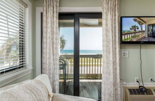 Myrtle Beach Condo | Oceanfront views pools kiddie pool hot tubs exercise jogging trail kitchen washer dryer