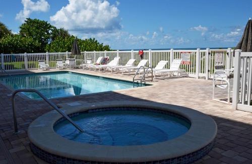 Independence Square Apartment | Oceanside 201