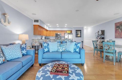 Independence Square House | Oceanside 302