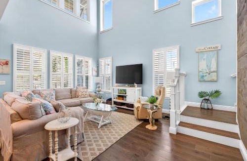 Redington Beach House | Oceanside Beach Cottage