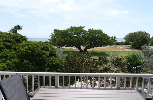 Marathon House | OCEANSIDE DUCK KEY HOUSE/BOAT RAMP & DOCK