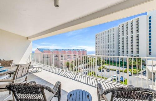 Sandestin House | Oceanview Condo with Pools and Hot Tub