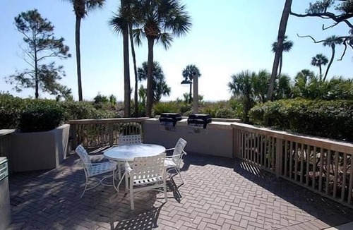 Palmetto Dunes Condo | Oceanview Windsor -Steps to the Beach , 5 min to spa! Paradise