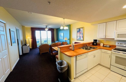 Brush - Stewarts Resort | OFFICIAL LISTING | Wyndham Ocean Walk 3 BR w/FREE Garage Parking!