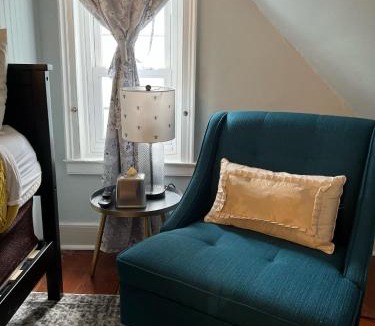 St. Michaels Hotel | Old Brick Inn
