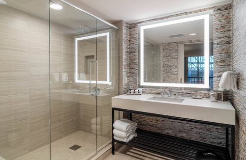 Downtown Atlanta Hotel | Omni Atlanta Hotel at Centennial Park