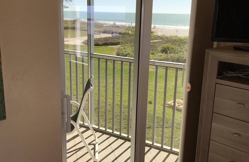 Whitney Beach Condo | ON the Beach, 2nd Floor - Elevator - Heated swimming pool and Spa