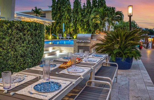 Coral Ridge Condo | One-bedroom Suite | Heated pool | Dock Access | Quiet Neighborhood | SaltAire Two | RESlDENCES