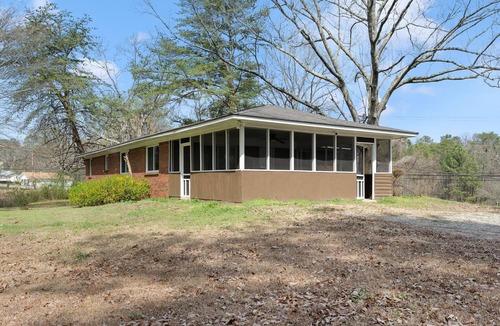 Gardendale House | One Level and 15 minutes to UAB