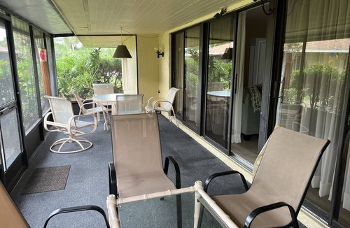 Palm River Estates Villa | One-story Villa in Palm River Estates