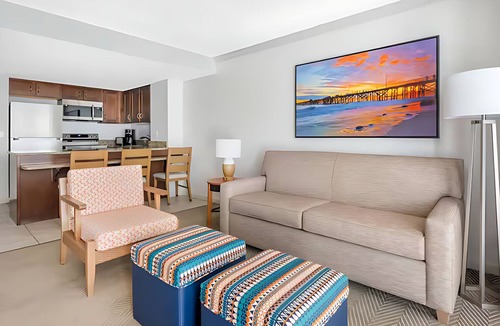 Daytona Beach Hotel | One Suite Unit w/King Bedroom | Outdoor Pool Access | Free Parking