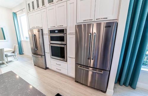 Reunion House | ONIP - Beautiful Home in Bears Den Near Disney with Private Pool, Movie Room, Pool Table & Resort Amenities - 997JN