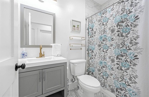 Greenville Apartment | Open Concept 3Bed-2.5 Bath 15 Min to FIFA 25 Min NYC