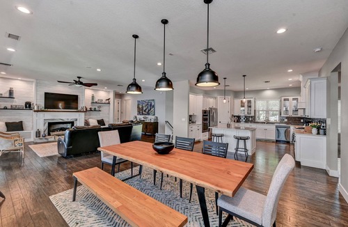 Crystal River House | Open for 2025 Scallop Season! Waterfront, 4-bedroom house in Crystal River