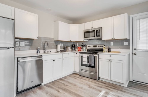 Candler-McAfee House | Opuluxe Chic Decaturscape Rental