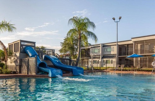 West Kissimmee Apartment | Orbit One Vacation Villas 2BR Suite, SATURDAY Check-In