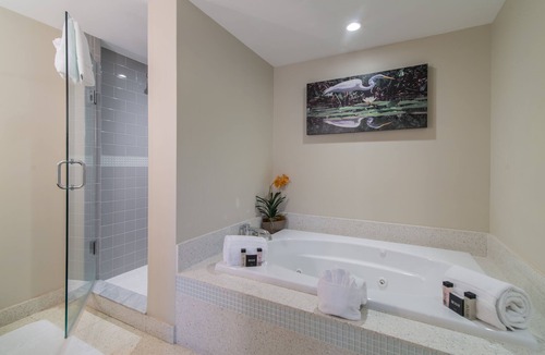 Old Town Hotel | Orchid Key Inn - Adults Only