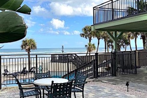 Daytona Beach Hotel | Organic Beach Retreat