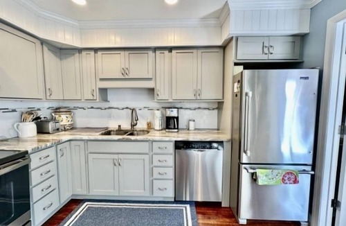 Southend Condo | Our condo, sands, and gentle waves beckon you to indulge in coastal bliss.