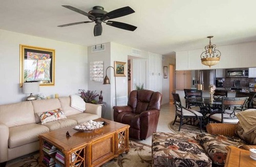 Sanibel Condo | Outstanding Executive Condominium; Gulfside Place; Sanibel