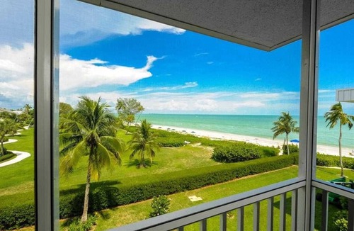 Sanibel Condo | Outstanding Executive Condominium; Gulfside Place; Sanibel